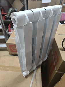 �������� ��������������� Royal Thermo Revolution Bimetal 500/80 ����� 2.0 (RR4) 4 �. (640 ��)