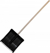 Лопата снеговая пластмассовая "Усадьба" (430*398) с металлической планкой деревянный черенок